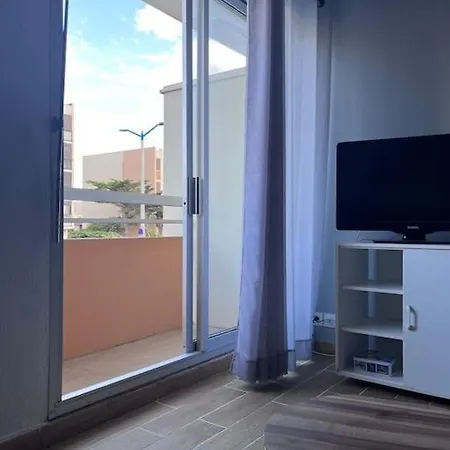 Apartament Joli T2 Refait A Neuf A 100m De La Port-la-Nouvelle